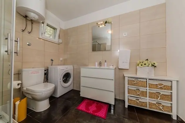 Villa, Deniz Manzaralı