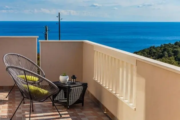 Villa, Deniz Manzaralı