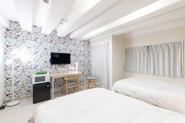 Standard Oda (2nd Floor)