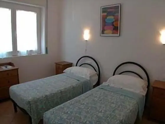 Tek Büyük veya İki Ayrı Yataklı Oda
