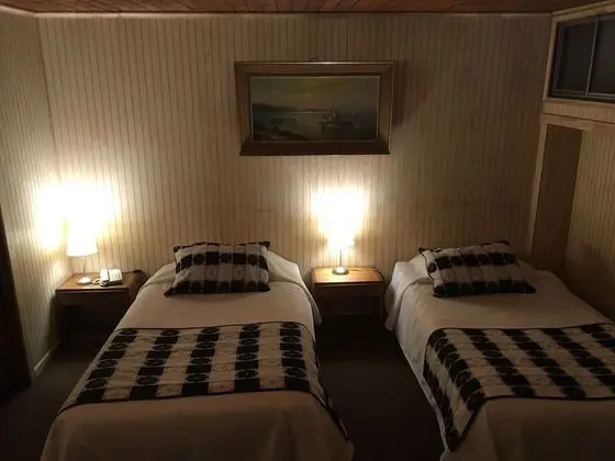 Tek Büyük Yataklı Oda, 2 Tek Kişilik Yatak