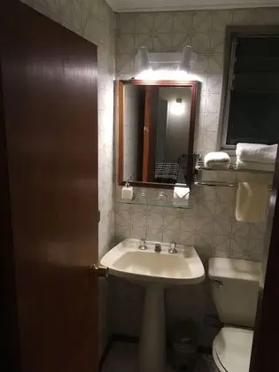 Tek Büyük Yataklı Oda, 2 Tek Kişilik Yatak