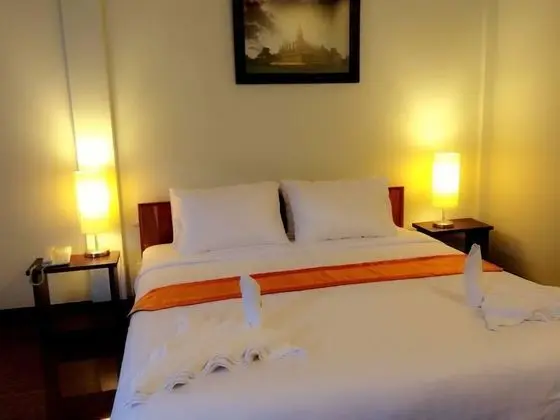 Deluxe Tek Büyük Yataklı Oda, 1 Çift Kişilik Yatak, Balkon, Bahçe Manzaralı