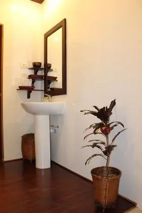 Grand Tek Büyük Yataklı Oda