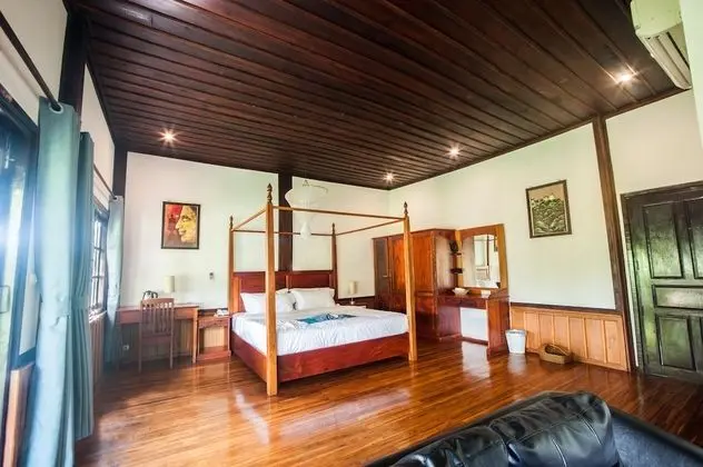Paradise Suite with River View