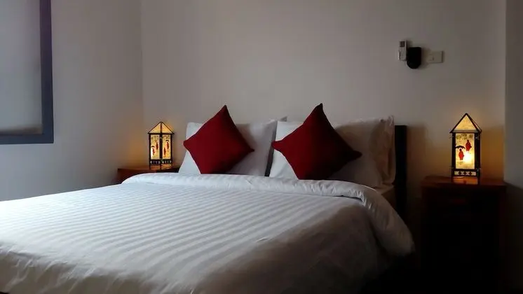 Serviced Apartment