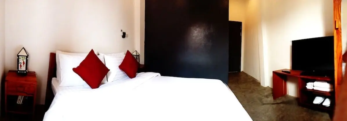 Serviced Apartment
