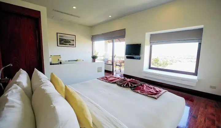 Deluxe King/Twin Room