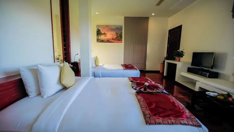 Deluxe King/Twin Room