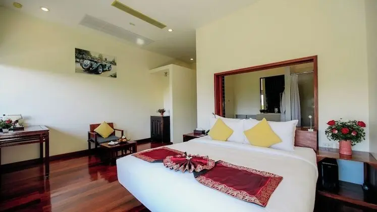 Superior King Room