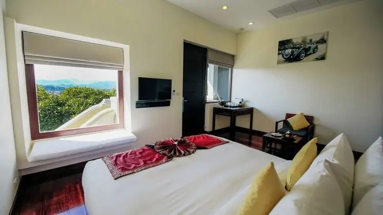 Superior King Room