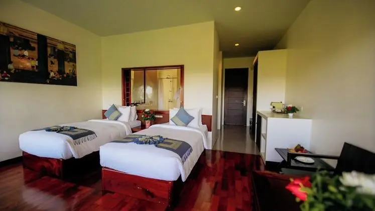 Superior King Room