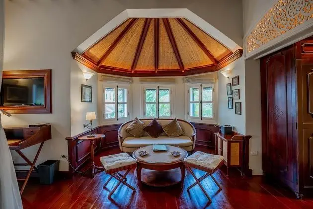 Pioneer Suite Twin