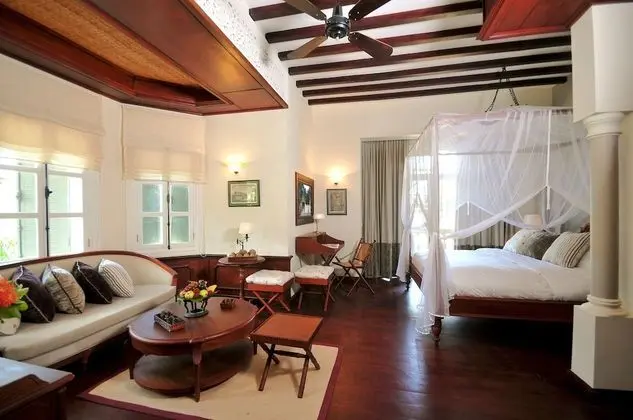 Pioneer Suite Twin