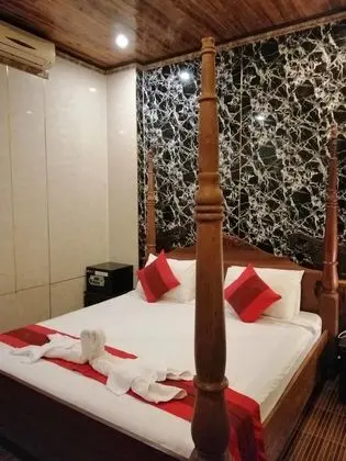 Deluxe Tek Büyük Yataklı Oda, 1 En Büyük (King) Boy Yatak, Nehir Manzaralı