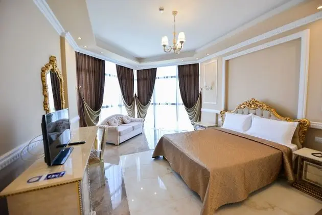 Deluxe Tek Büyük Yataklı Oda