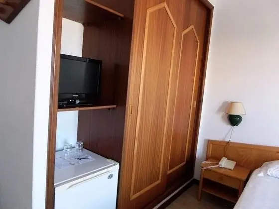 İki Ayrı Yataklı Oda, Bahçe Manzaralı