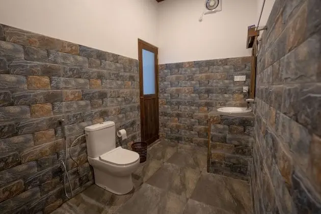 Deluxe Tek Büyük Yataklı Oda, 1 Büyük (Queen) Boy Yatak, Bahçe Manzaralı