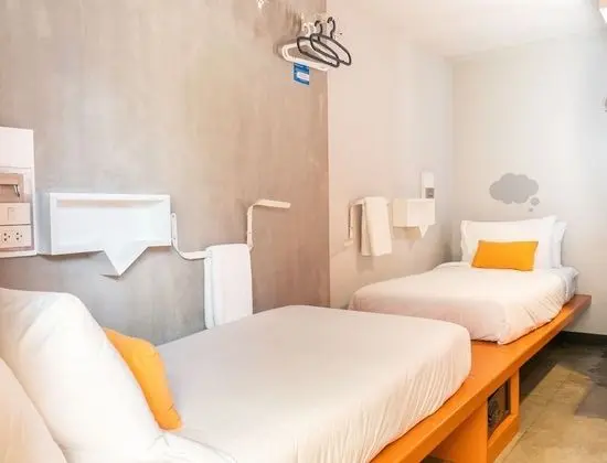 Econo Twin with Shared Bathroom