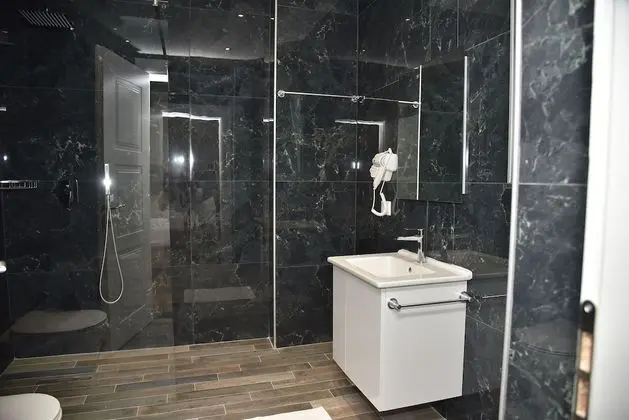 Deluxe Tek Büyük Yataklı Oda, Balkon