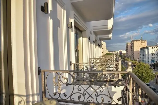 Deluxe Tek Büyük Yataklı Oda, Balkon