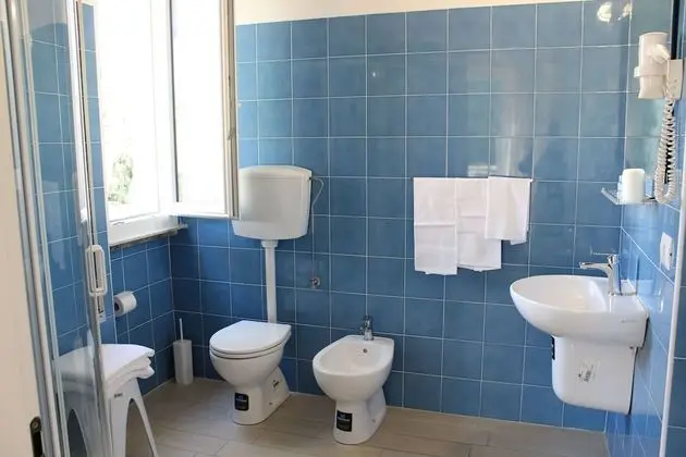 Tek Büyük Yataklı Oda, Özel Banyo (con balcone)