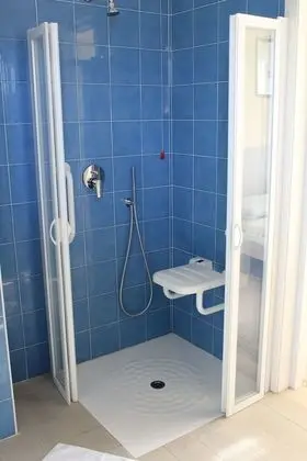 Tek Büyük Yataklı Oda, Özel Banyo (con balcone)