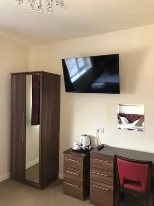 Tek Büyük Yataklı Oda, 1 Çift Kişilik Yatak