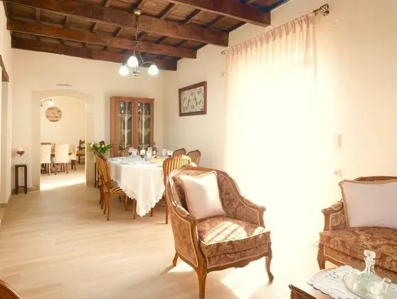 Family Villa, 4 Yatak Odası, Kişiye Özel Havuzlu