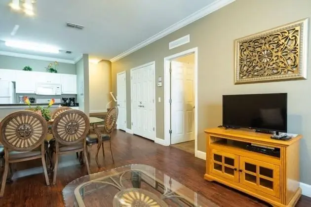 Apart Daire, Birden Çok Yatak (Lucaya 3 Bedroom 2 Bath First Floor T)