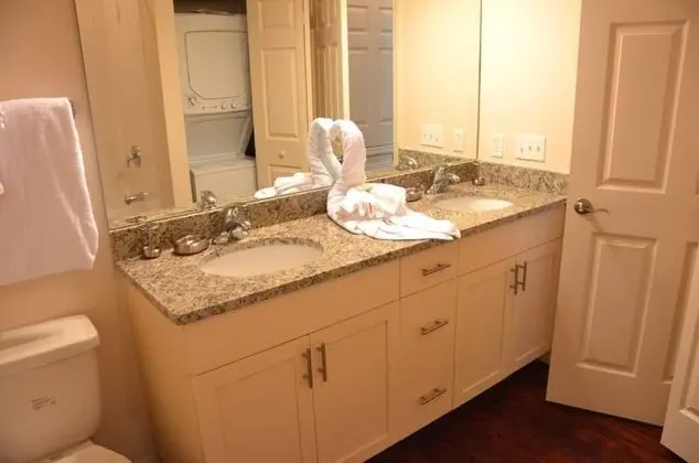 Apart Daire, Birden Çok Yatak (Lucaya 3 Bedroom 2 Bath Townhome with)