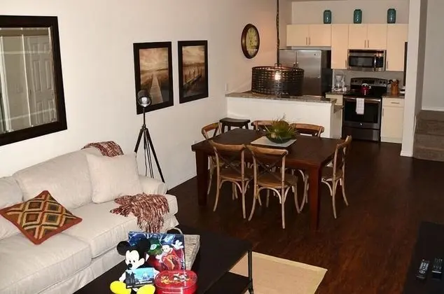 Apart Daire, Birden Çok Yatak (Lucaya 3 Bedroom 2 Bath Townhome!)