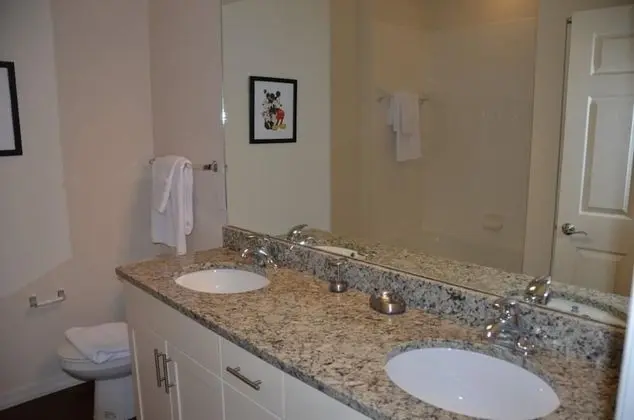 Apart Daire, Birden Çok Yatak (Lucaya 3 Bedroom 2 Bath Townhome!)