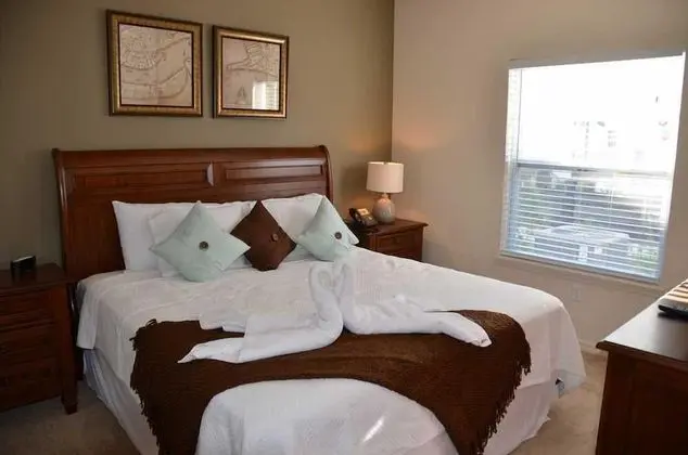 Apart Daire, Birden Çok Yatak (Lucaya 4 Bedrooms 3 Baths Townhome wi)