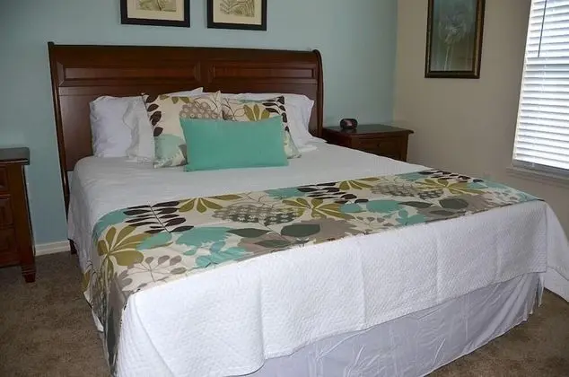 Apart Daire, Birden Çok Yatak (Lucaya 4 Bedrooms 3 Baths Townhome in)