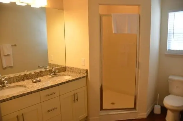 Apart Daire, Birden Çok Yatak (Lucaya 4 Bedrooms 3 Baths Townhome!)