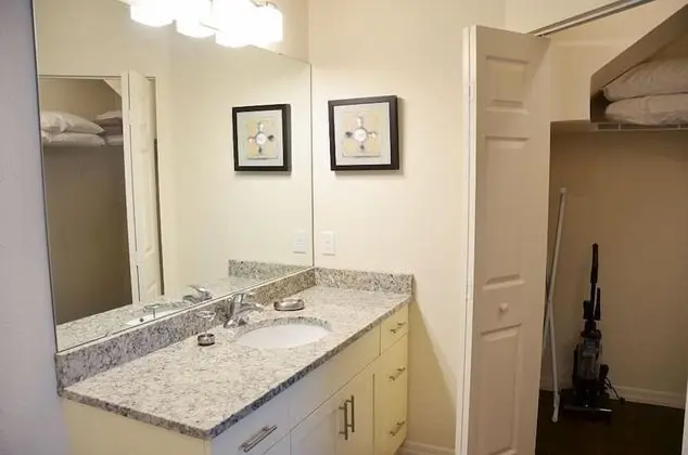 Apart Daire, Birden Çok Yatak (Lucaya 4 Bedrooms 3 Baths Townhome wi)