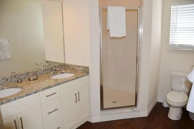 Apart Daire, Birden Çok Yatak (Lucaya 4 Bedrooms 3 Baths Townhome wi)