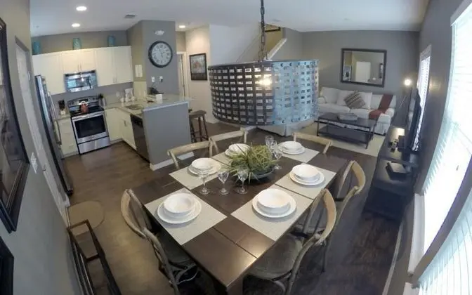 Apart Daire, Birden Çok Yatak (Lucaya 4 Bedrooms 3 Baths Townhome, s)