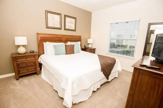 Apart Daire, Birden Çok Yatak (Lucaya 4 Bedrooms 3 Baths Townhome wi)