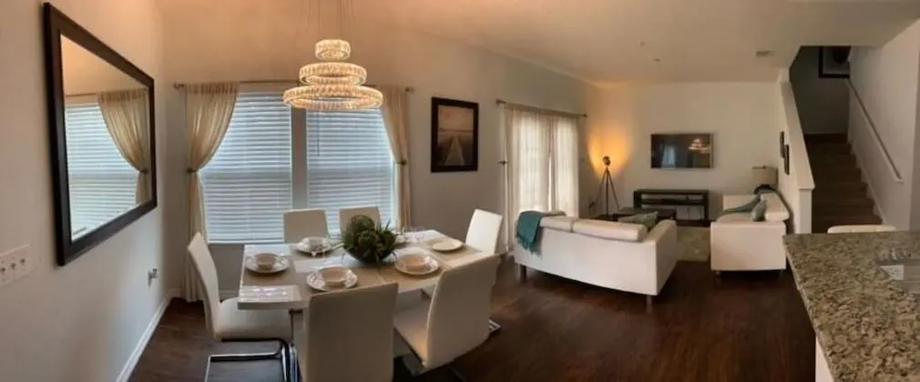 Apart Daire, Birden Çok Yatak (Lucaya 4 Bedrooms 3 Baths Townhome wi)