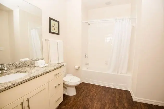 Apart Daire, Birden Çok Yatak (Lucaya 4 Bedrooms 3 Baths Townhome wi)