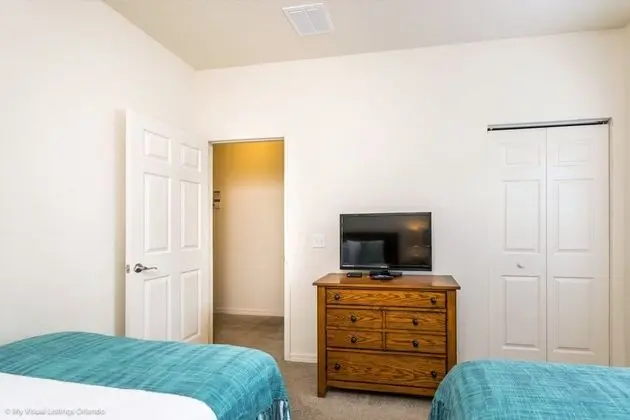Apart Daire (Lucaya Village Resort 4 Bedroom TownH)
