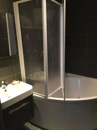 Tek Büyük Yataklı Oda, Küvet