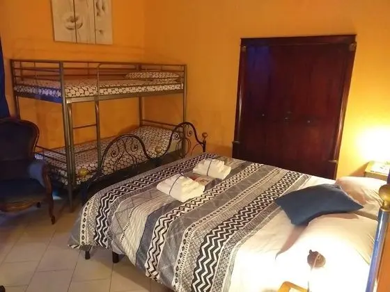 Dört Kişilik Oda