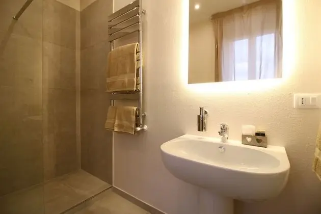 Deluxe Tek Büyük Yataklı Oda, Balkon