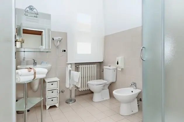 Superior Tek Büyük veya İki Ayrı Yataklı Oda