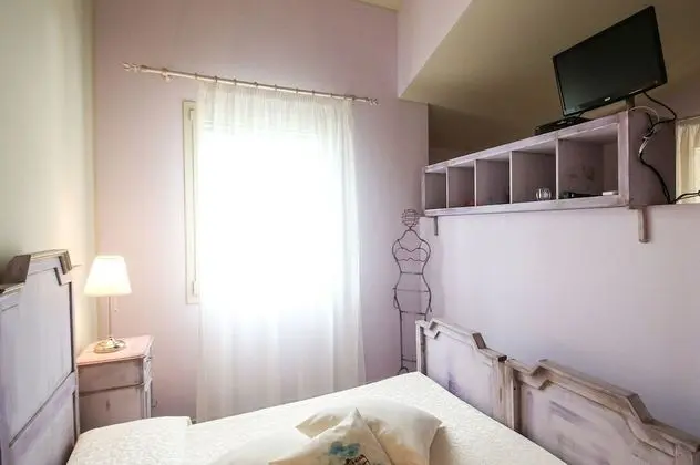 Apart Daire, 1 Tek Kişilik Yatak