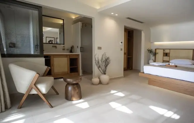 Azure Standard Balkonlu Deniz Manzaralı Oda