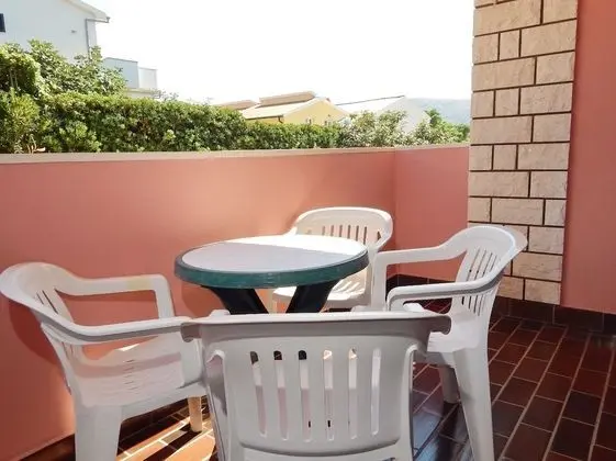 Apart Daire (Luce - family friendly & parking - A1)